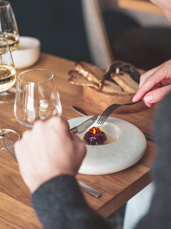 chou_rouge_entree_restaurant_arco_carte_automne_2025